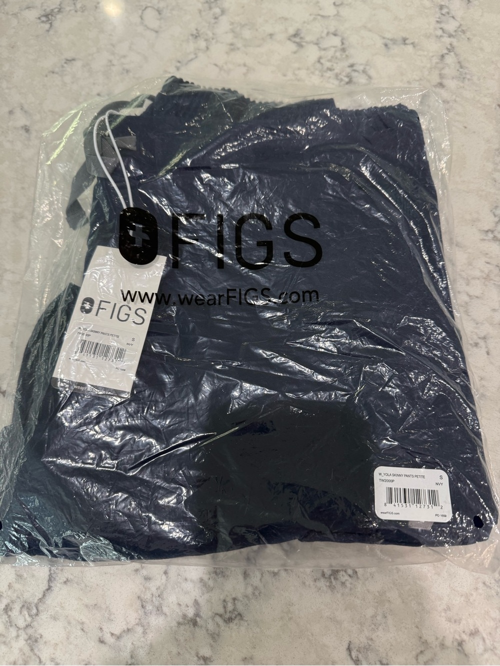 Figs Women’s Scrubs Yola Skinny Pants Petite Navy Size S NWT
